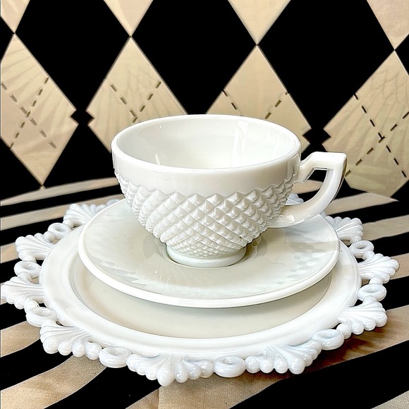 Milk Glass Cup, Saucer & Lace-Edged Bread Plate Trio – Romantic Textured Design - Picture 1 of 17